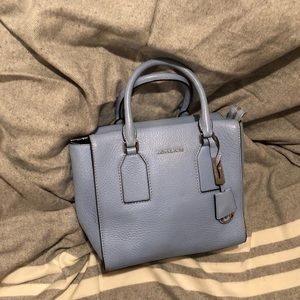 Michael Kors “Selby” in sky blue